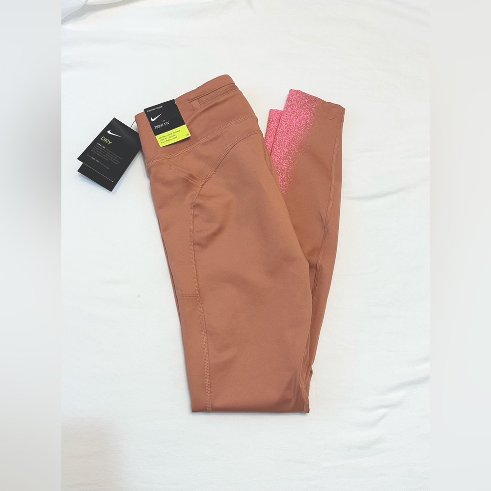 New with tags Nike leggings